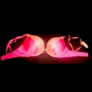 Victoria’s Secret Bombshell Bra 32C NEW NWT